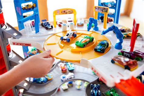 Best Buy Hot Wheels Super Ultimate Garage Play Set FML03