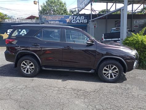 Toyota Fortuner 2017 Star Cars