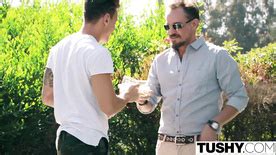 Sexo Anal Ninfeta De Olhos Lindos Sem Camisinha Cnn Amador