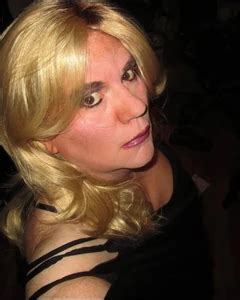 Black Sissy Cuck Fucked By The Wife S White Bwc Bull Lover Shemale Blowjob Porn Feat Fiona