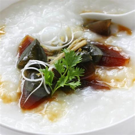Transforming Leftovers: The 5-Minute Guide To Turning Cooked Rice Into Creamy Congee