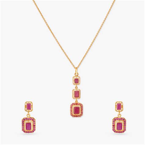 Rectangle Gold Pendant With Chain And Earrings Set