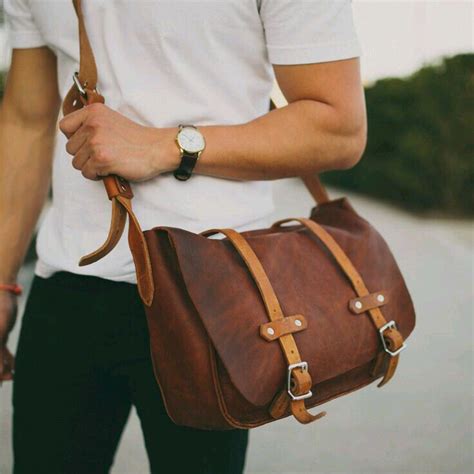 Bolsa Masculina Dicas para Usar e Onde Encontrar Bolsas de mão de