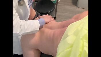 Mi visita al doctor se volvió loca XVIDEOS