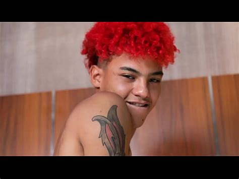 Novinho Se Mostrando Na Web XVIDEOS