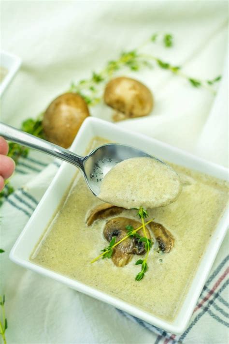 Keto Cream of Mushroom Soup Recipe • Holistic Yum