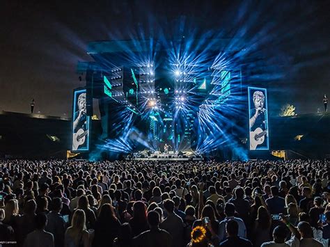 claypaky fixtures wrap  ed sheeran divide  tpi