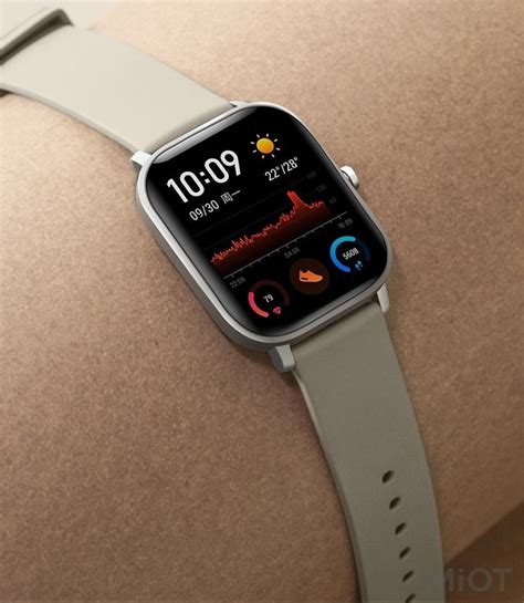 Розумний годинник Xiaomi Amazfit GTS Gold купити в інтернет-магазині ...