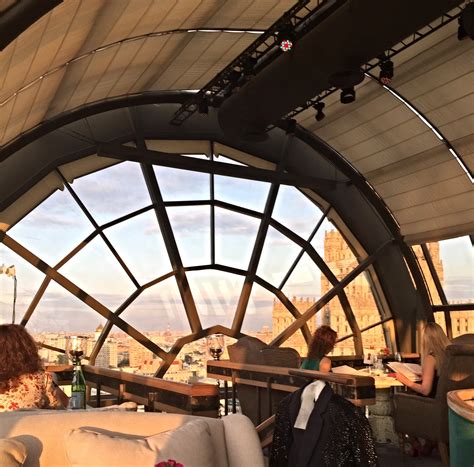 Best restaurants Moscow: White Rabbit