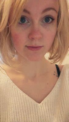 Naked Selfies Are Everywhere By Lauren VOIC Org Uk