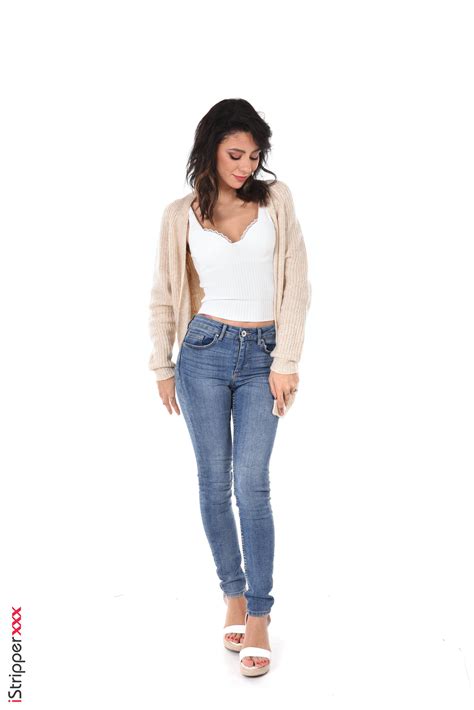 Sasha Meow Nude In Softly Casual Free Istripper Picture Gallery At Elite Babes