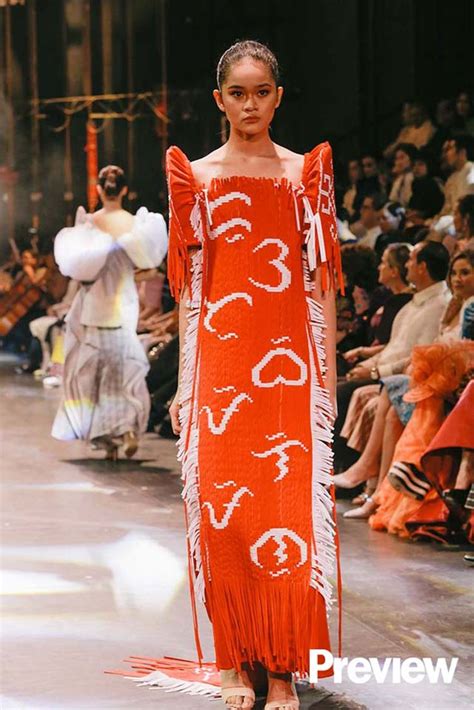 Pin On Filipino Fashion Modern Filipiniana Dress Filipiniana Dress