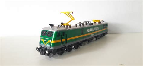 Crealities Wag 9 Locomotive Indian Railways Ho Scale Display Model