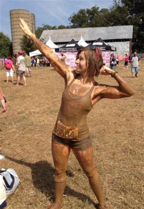 These Hot Babes Covered In Dirt Will Keep You Amused For A While 64 Pics