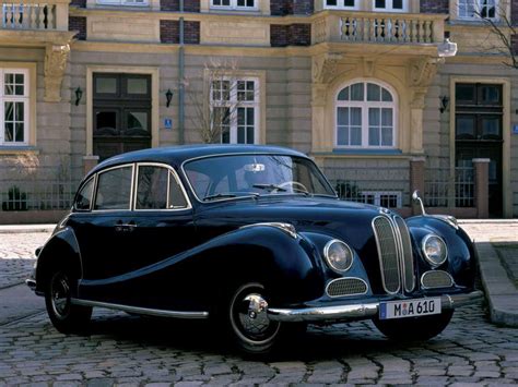 BMW 502 Classic Car Specs, Picture & Engine Review