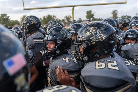 High Desert Football: Hesperia upsets Apple Valley in thrilling MRL