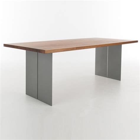 Santiago Dining Table Bert Plantagie FCI London