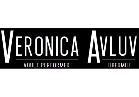 Veronica Avluv Enjoys Dick In Pussy And Toy In Ass 10 Photos