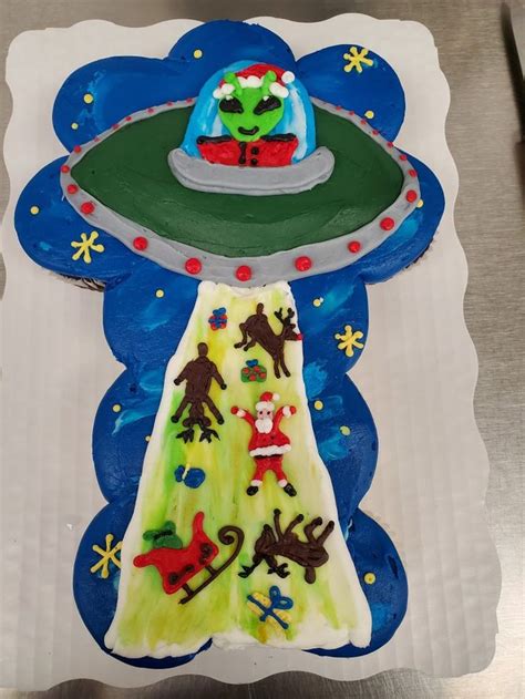 Pin By Gabriella Martin On Cupcakespull Apart Cupcakes Christmas