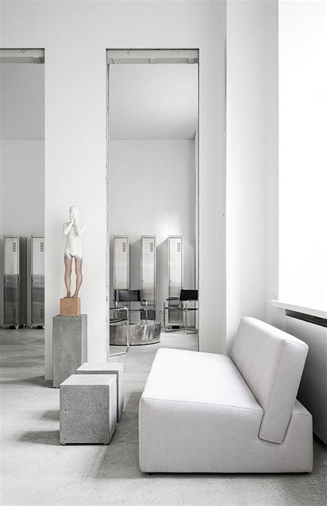 6:19 STUDIO :: Behance