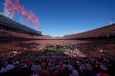 Ohio state buckeyes tickets are selling for record prices this season 9