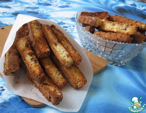 Сухарики с орехами и изюмом – кулинарный рецепт