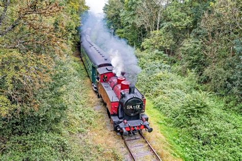 Un Incroyable Train Vapeur Historique Au Coeur Des Trois Vall Es En