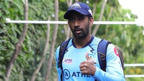 Ipl 2022 Why Wriddhiman Saha Didnt Keep Wickets For Gt Against Rcb