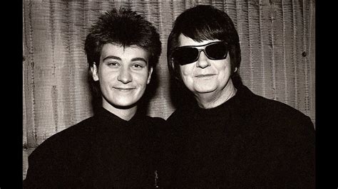 Roy Orbison Duet With K D Lang ~ Crying 1992 Youtube