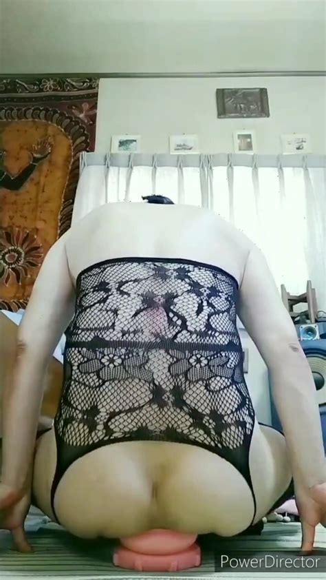 JAPANESE GIRLS LOVE BIG ANAL STOPPERS 08 ThisVid