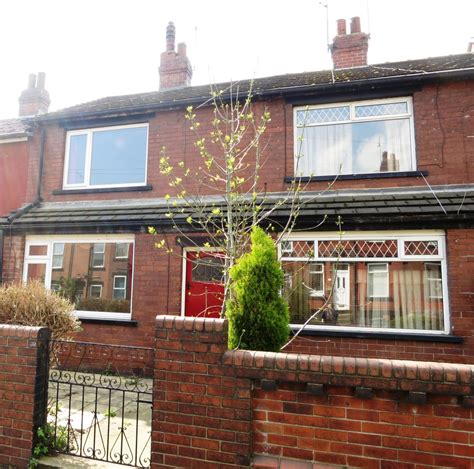 2 Bedroom Terraced House Let In Leeds Ls11