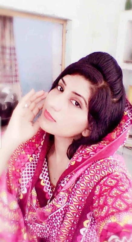 PAKI FAIRY QUEEN HOT BABE PICS Desi Pics HD SD MasalaDesi