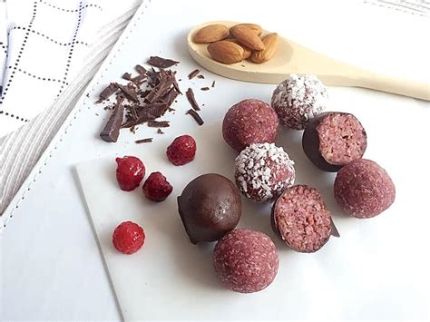 Mays Top 10 Healthy Bliss Ball Recipes Lose Baby Weight