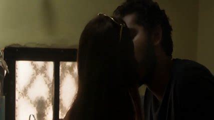 Radhika Apte Nude Showing Her Boobs On Bedroom Fuck