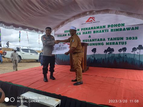 3 Unit Traktor Dari Dit Pamobvit Polda Kalsel Dalam Hari Bhakti