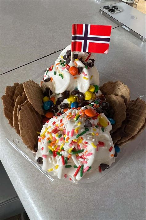 The Whippy Dip | Decorah, Iowa | Travel Iowa