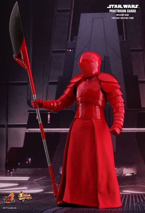 Toyhaven Hot Toys Star Wars The Last Jedi 1 6th Scale Praetorian Guard With Heavy Blade