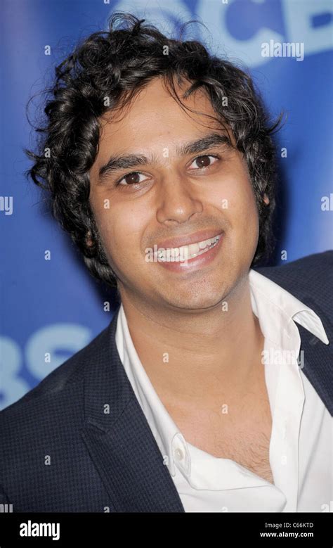 Kunal Nayyar Hot