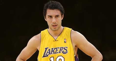 vujacic  furious   lakers lost  boston   basketball