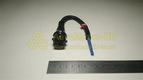 Колодка гнездовая к задним фонарям Г-3302, МАЗ с проводами 250мм в ...