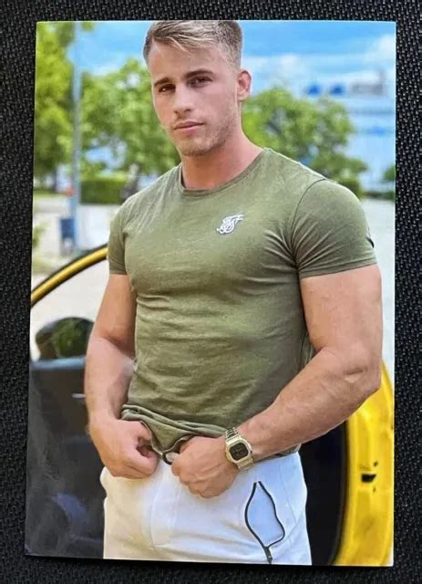 PHOTO HOT SEXY Stud Muscular Hunk Shirtless Male Muscle Man 4x6 Picture 4 74 PicClick UK