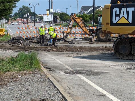 traffic alert stretch  west ridge road closed  roadwork wheccom