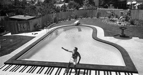 Dear Old Hollywood Touring Liberaces Homes And Other News