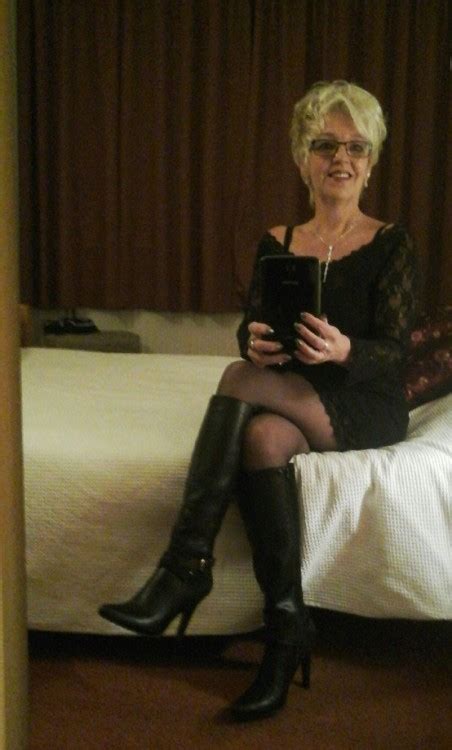 Donnys Mature Woman Tumblr Tumbex