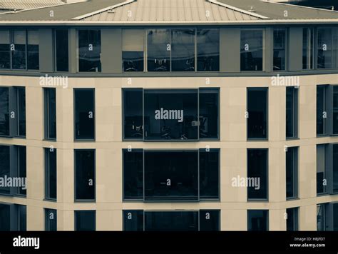 London office buildings hi-res stock photography and images - Alamy