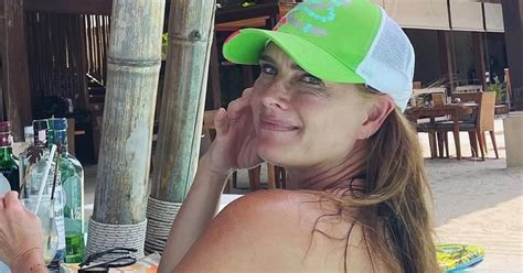 Brooke Shields 54 Parades Ageless Figure In Bikini As She Marks Daughter S Birthday Daily Star