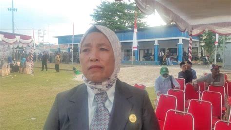 Camat Suryati Taher Sesali 21 Kades Morotai Selatan Tak Ikut Apel