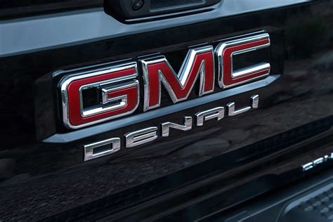 2023 Gmc Canyon Denali Logo Autobics