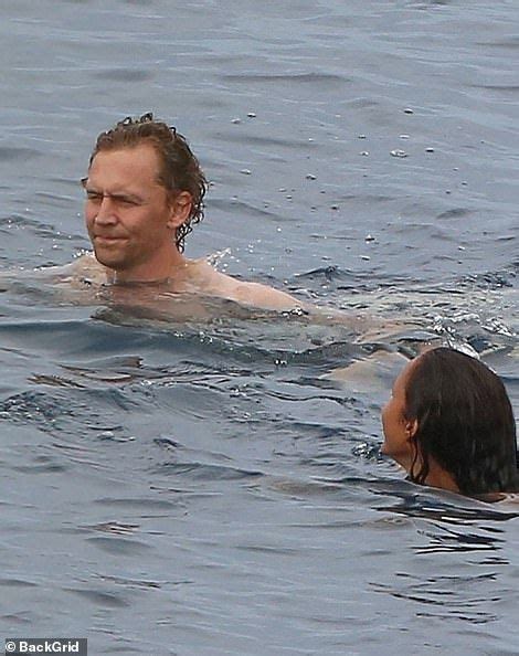 Shirtless Tom Hiddleston Packs On The Pda With Bikini Clad Zawe Ashton Artofit