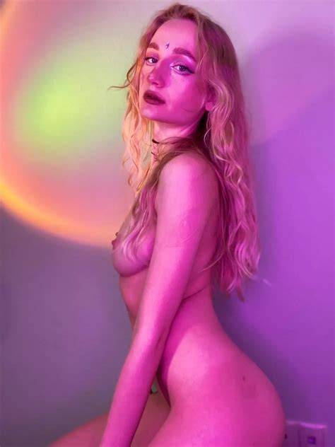 I Ve Been Bad Nudes Burstingout Nude Pics Org